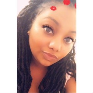 Meet your Posher, Tiffany